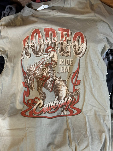 THE RODEO COWBOY GRAPHIC TEE