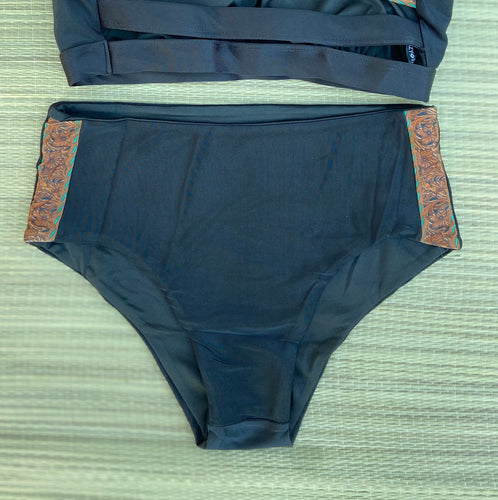 THE TOOLED SWIM BOTTOMS
