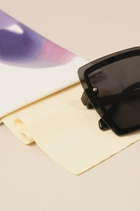 THE SQUEEZE TOP GLASSES POUCH