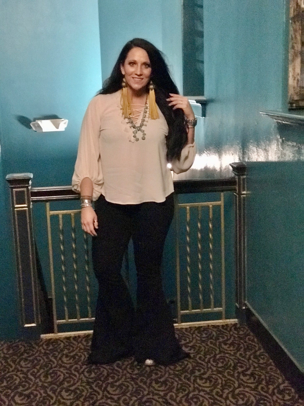 THE TRAVELIN’ TROUBADOUR TOP