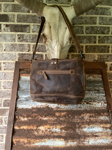 THE LATCHED LEATHER BAG