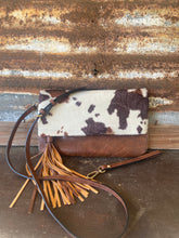 Load image into Gallery viewer, THE AUSTIN COWHIDE CROSSBODY PURSE