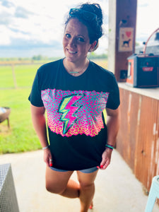 THE THUNDER ROLLS GRAPHIC TEE