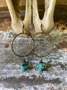 THE TURQUOISE CHIP HOOPS